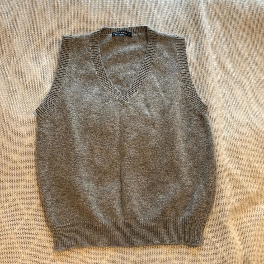 Brandy Melville sweater vest